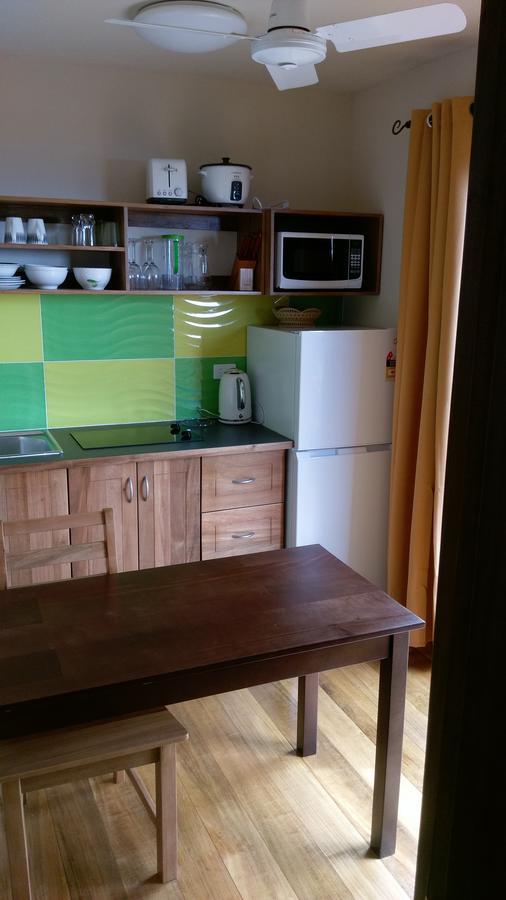 Sanalae Apartments Хоніара Екстер'єр фото