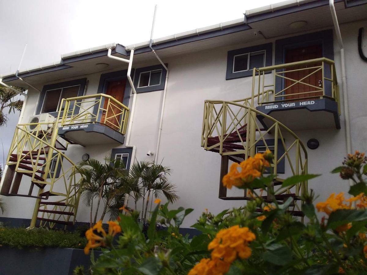 Sanalae Apartments Хоніара Екстер'єр фото
